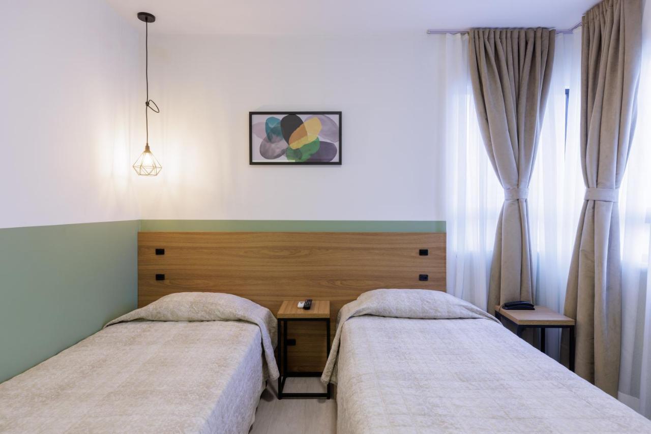 Le Village Flats E Hotel ジョインヴィレ エクステリア 写真